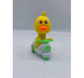 Инерционная игрушка маленькая желтая утка вращающаяся на 360 градусов Green (375)