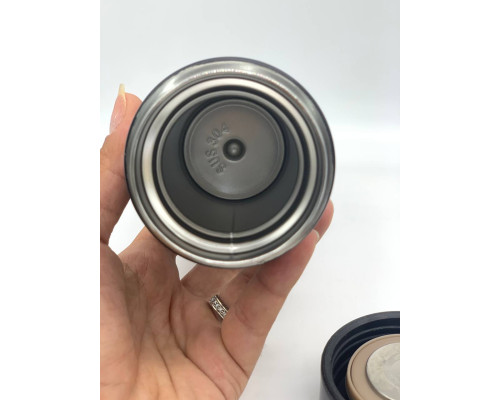 НУЖНА ЗАМЕНА БАТАРЕЙКИ Термос с индикатором температуры LED 0.5 л. BLACK (50)