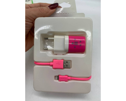 Адаптер 220V Belkin с кабелем айфон 10Watt (100)