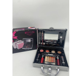 Набор для макияжа в кейсе MISSYOUNG MC1488 Makeup set SILVER (24)