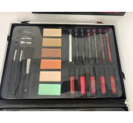 Набор для макияжа в кейсе MISSYOUNG GM20250 Makeup set BLACK (12)