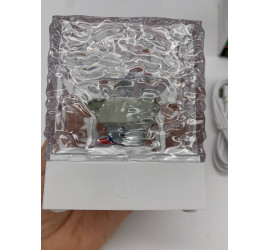 Настольный светильник в форме куба CB-8026RGB (126)