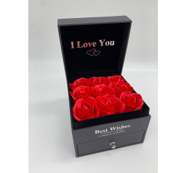 Подарочная коробка с розами из мыла I Love You (60)