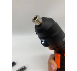 Электроотвертка аккумуляторная в кейсе USB (24)