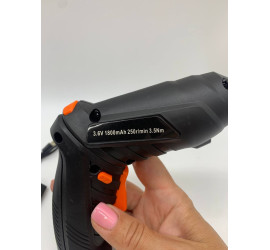 Электроотвертка аккумуляторная в кейсе USB (24)