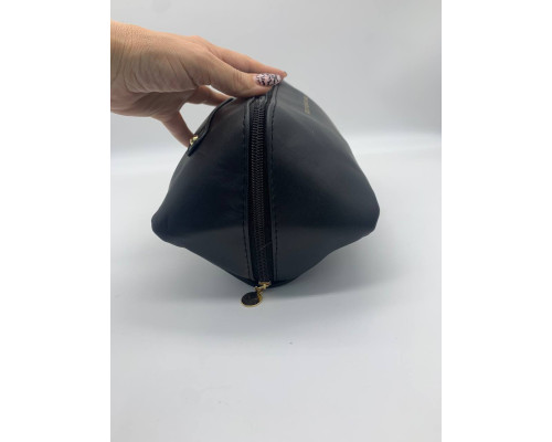 Вместительная дорожная косметичка MAKE UP BAG BLACK (150)